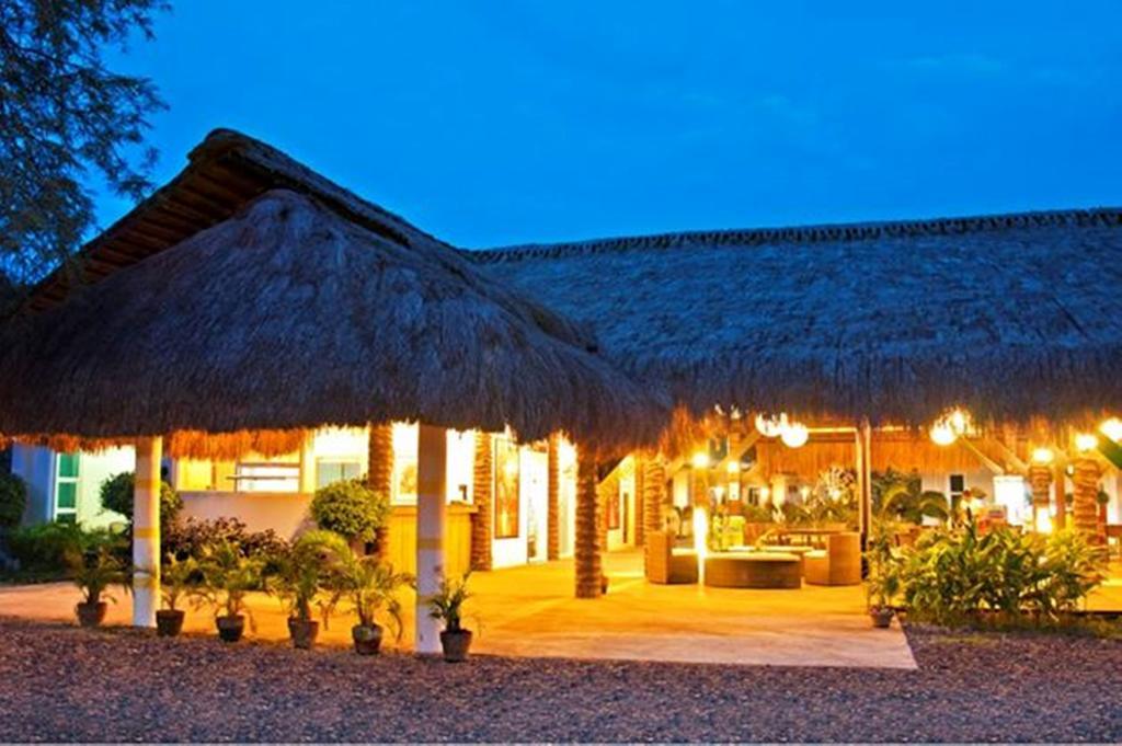 Natures Garden Park Resort And Spa Lapu-Lapu City Zewnętrze zdjęcie